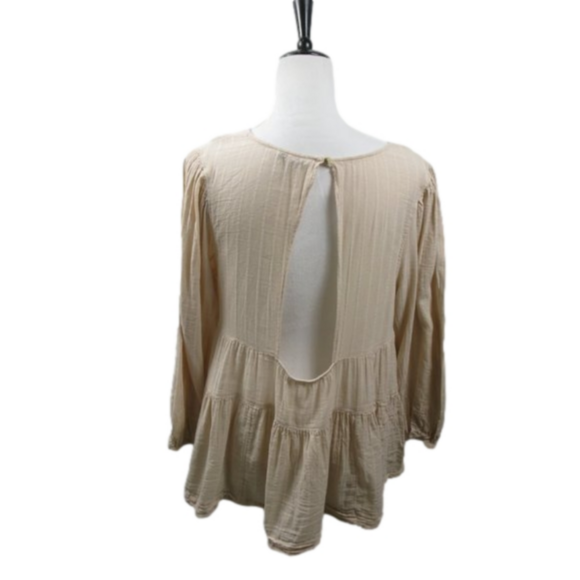 American Eagle Cream Open Back Flowy Blouse Size Large - Picture 2 of 3